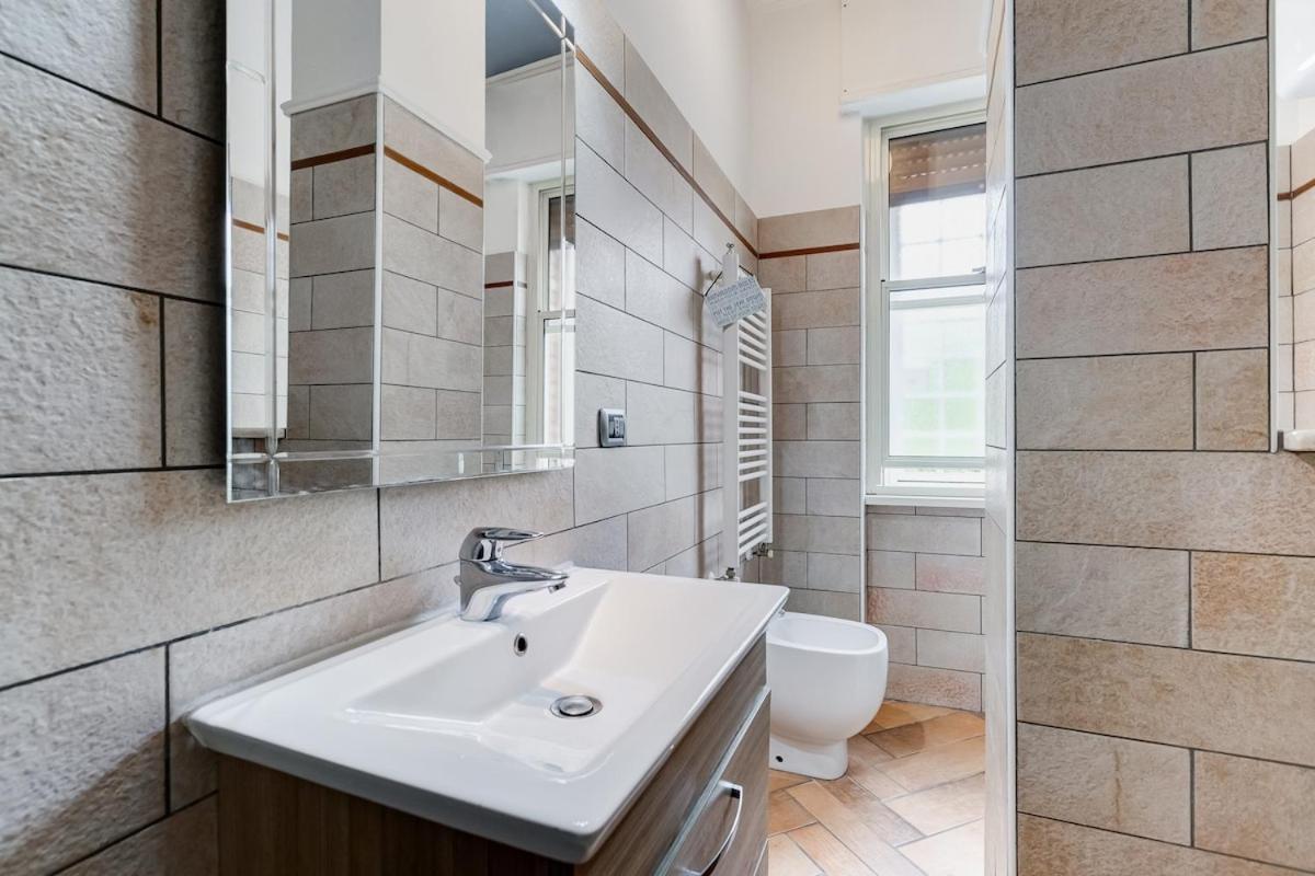 Appartamento Ferravilla Apt, 2 Min To Subway! Roma