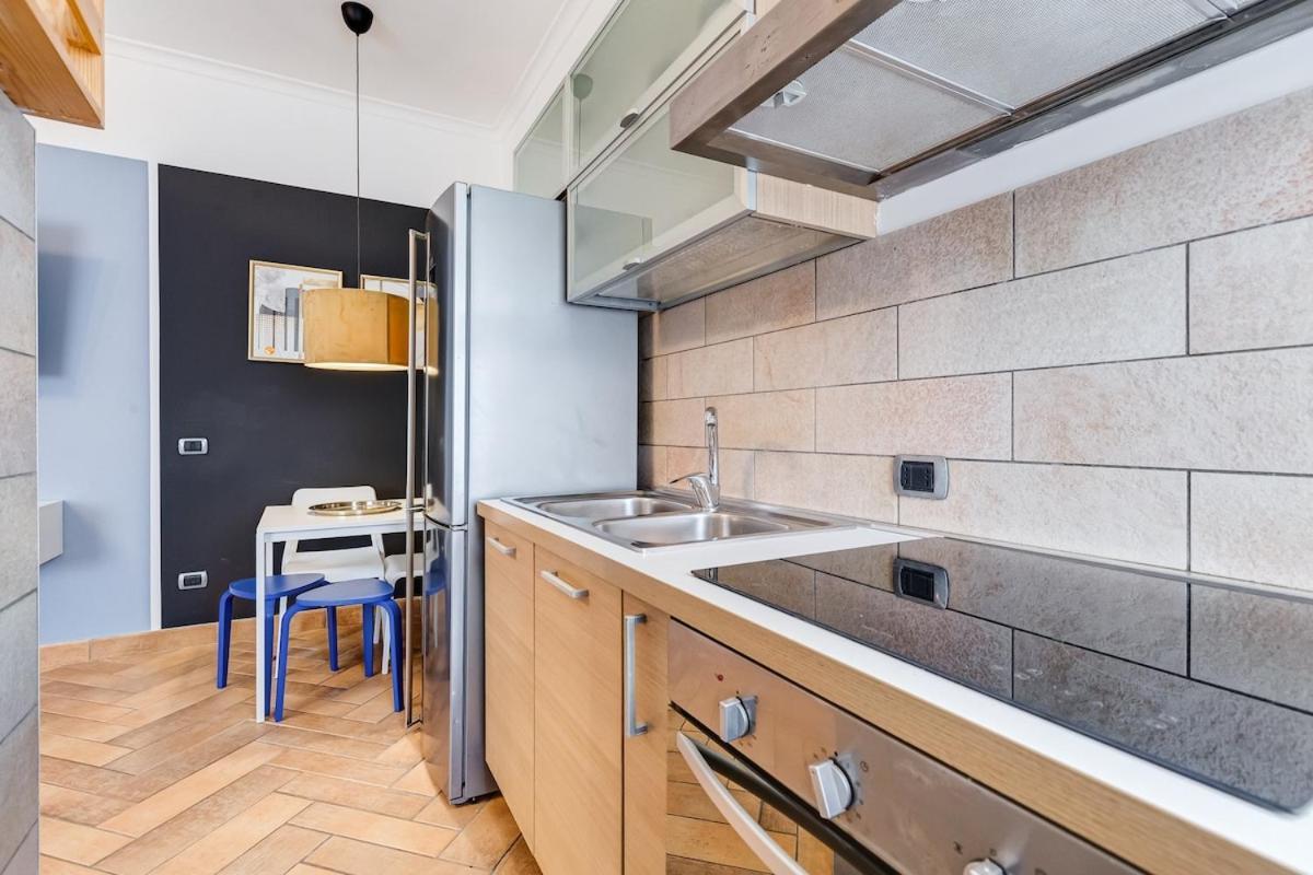 Ferravilla Apt, 2 Min To Subway! Appartamento Roma